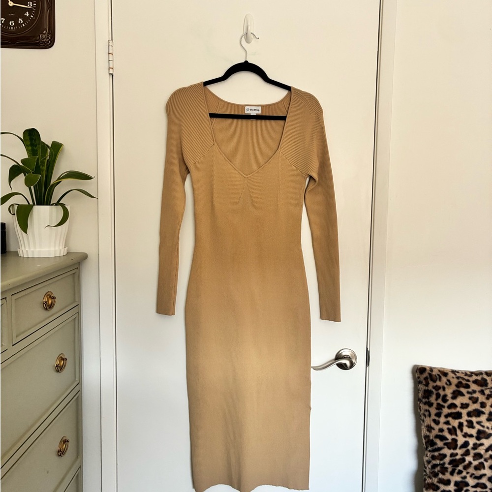 Chic Long Sleeve Tan Dress